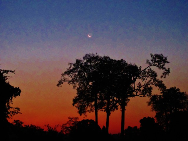 Sunrise at Chiang Dao.